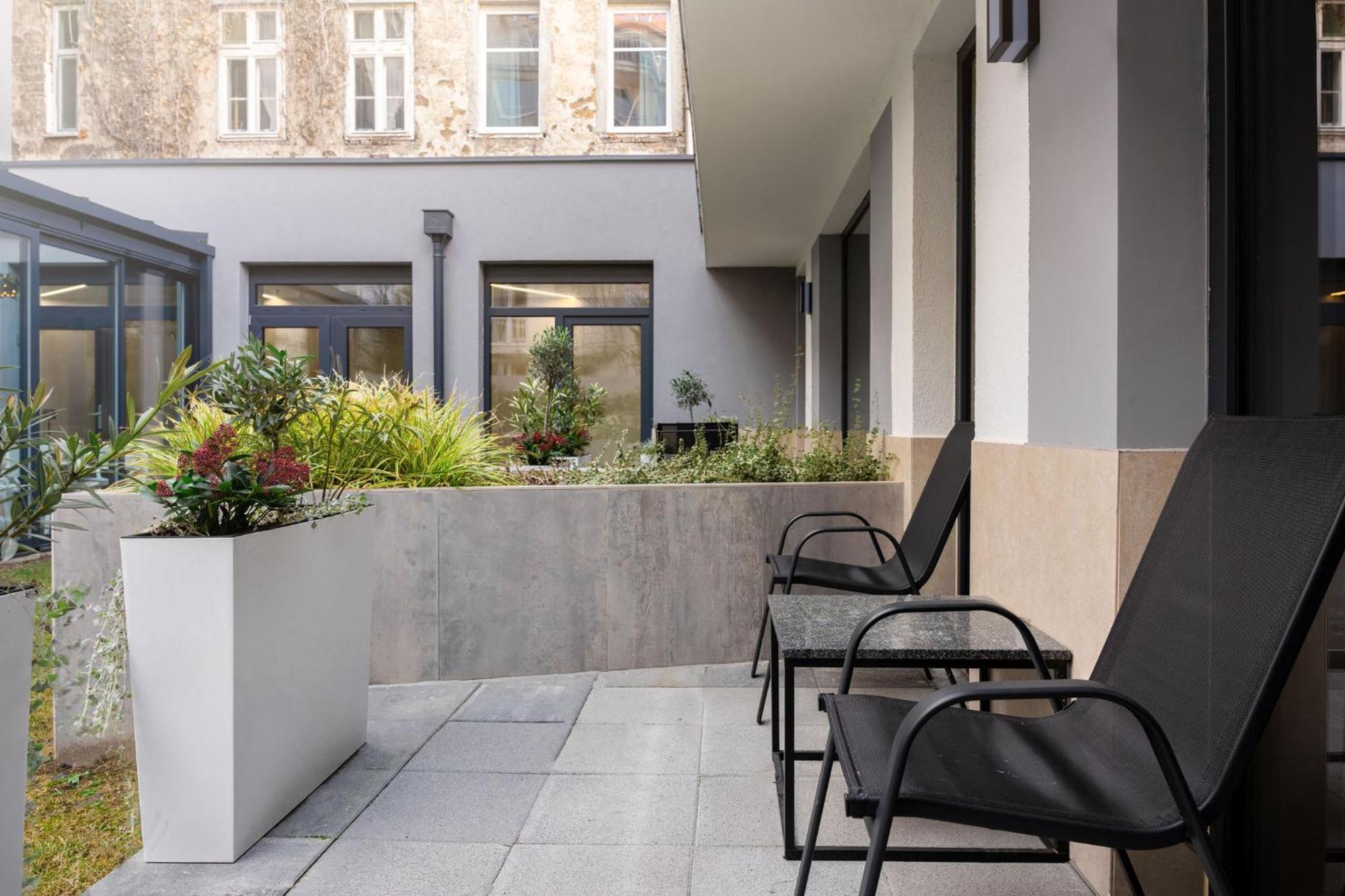 Onyx Luxury Budapest Ngoại thất bức ảnh