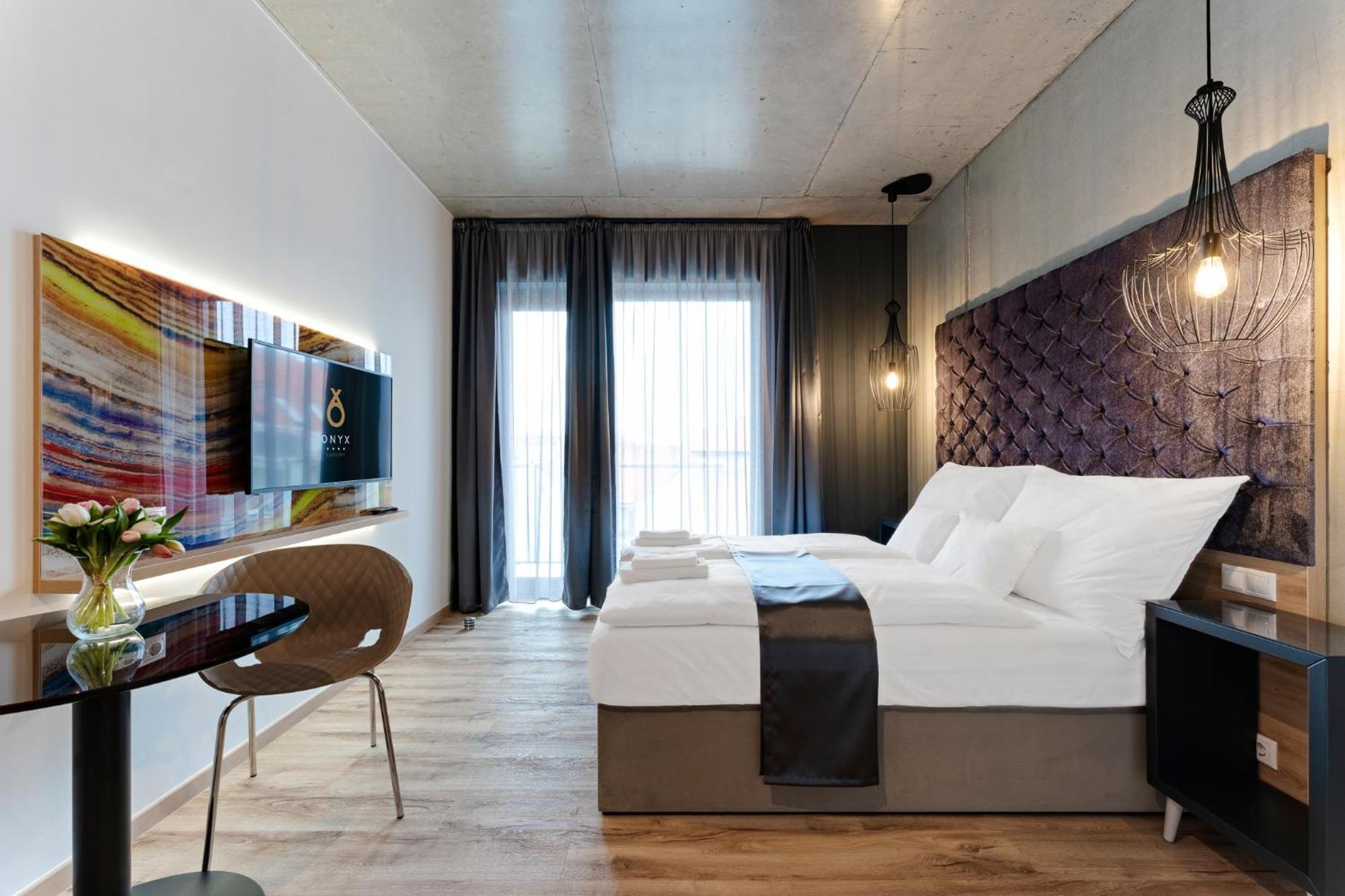 Onyx Luxury Budapest Ngoại thất bức ảnh