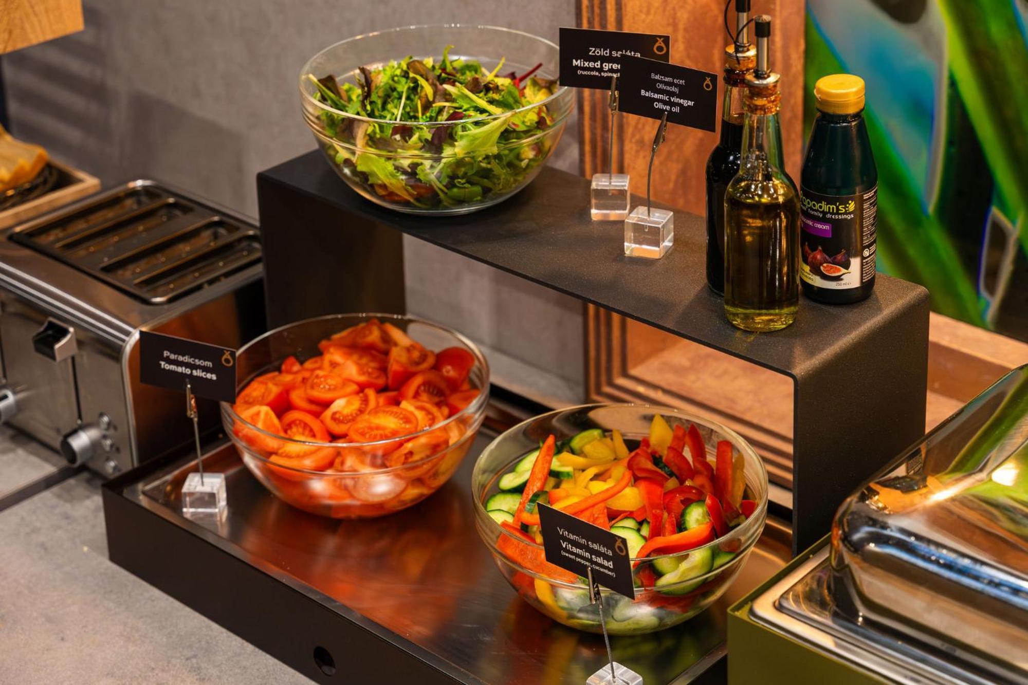 Onyx Luxury Budapest Ngoại thất bức ảnh