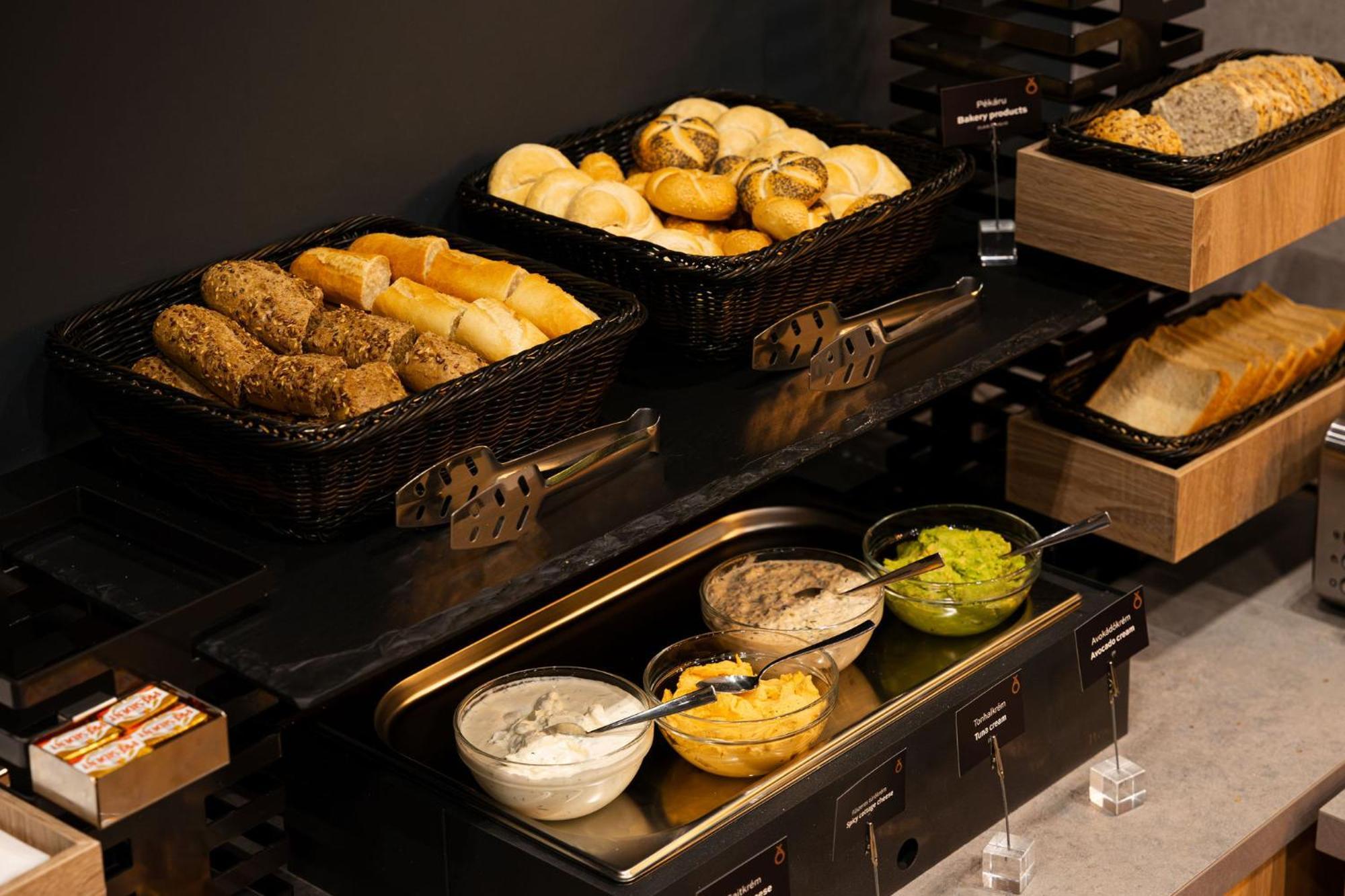 Onyx Luxury Budapest Ngoại thất bức ảnh
