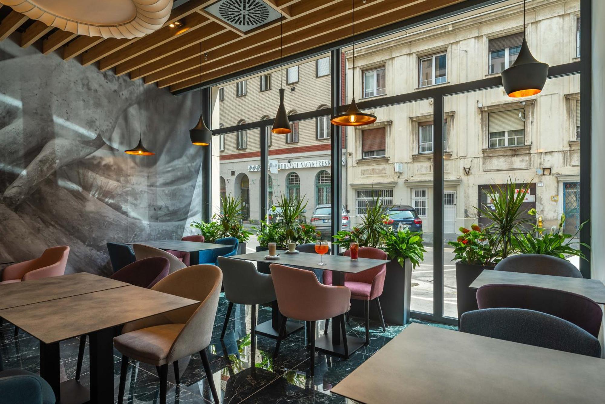Onyx Luxury Budapest Ngoại thất bức ảnh