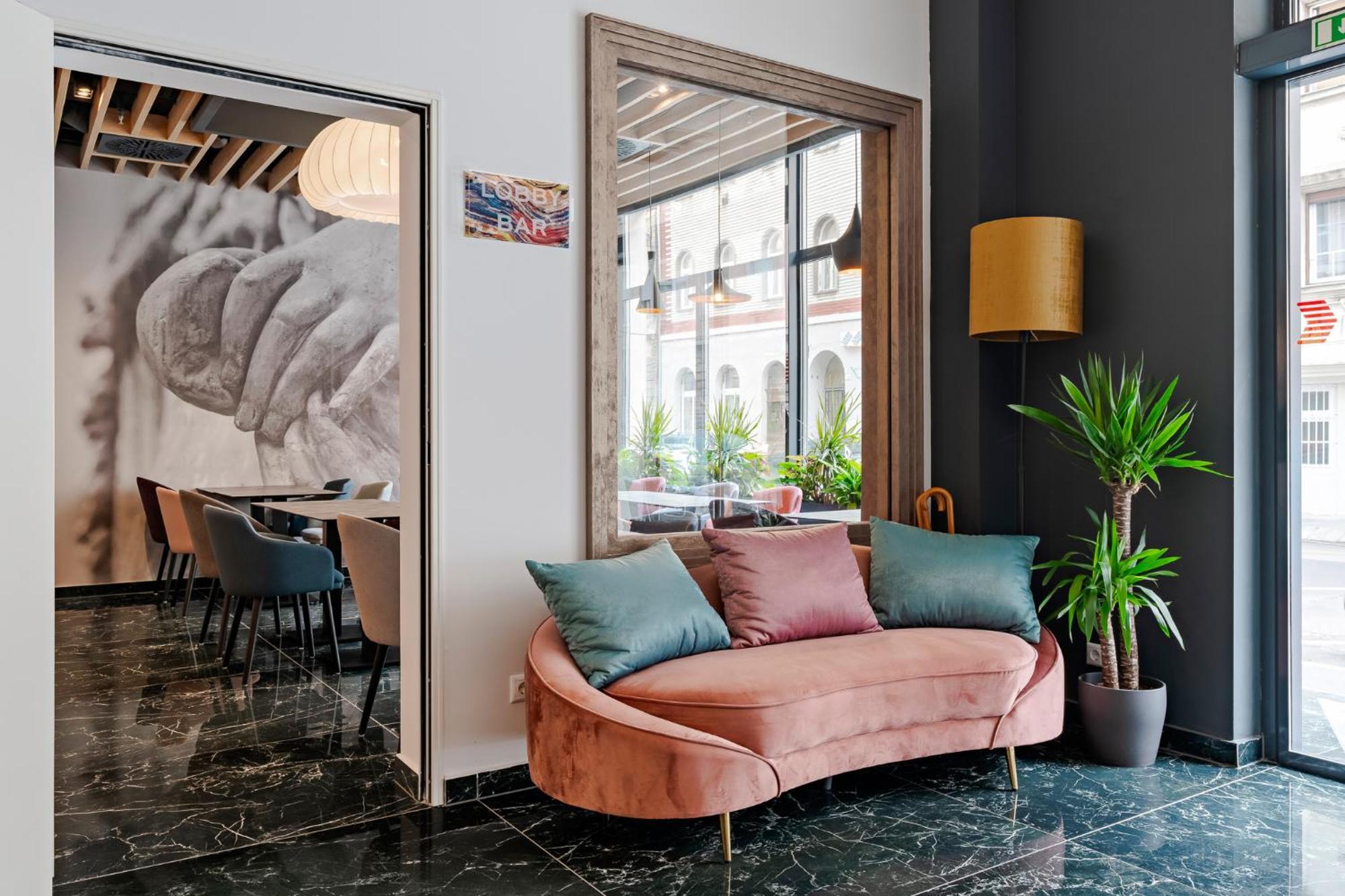 Onyx Luxury Budapest Ngoại thất bức ảnh