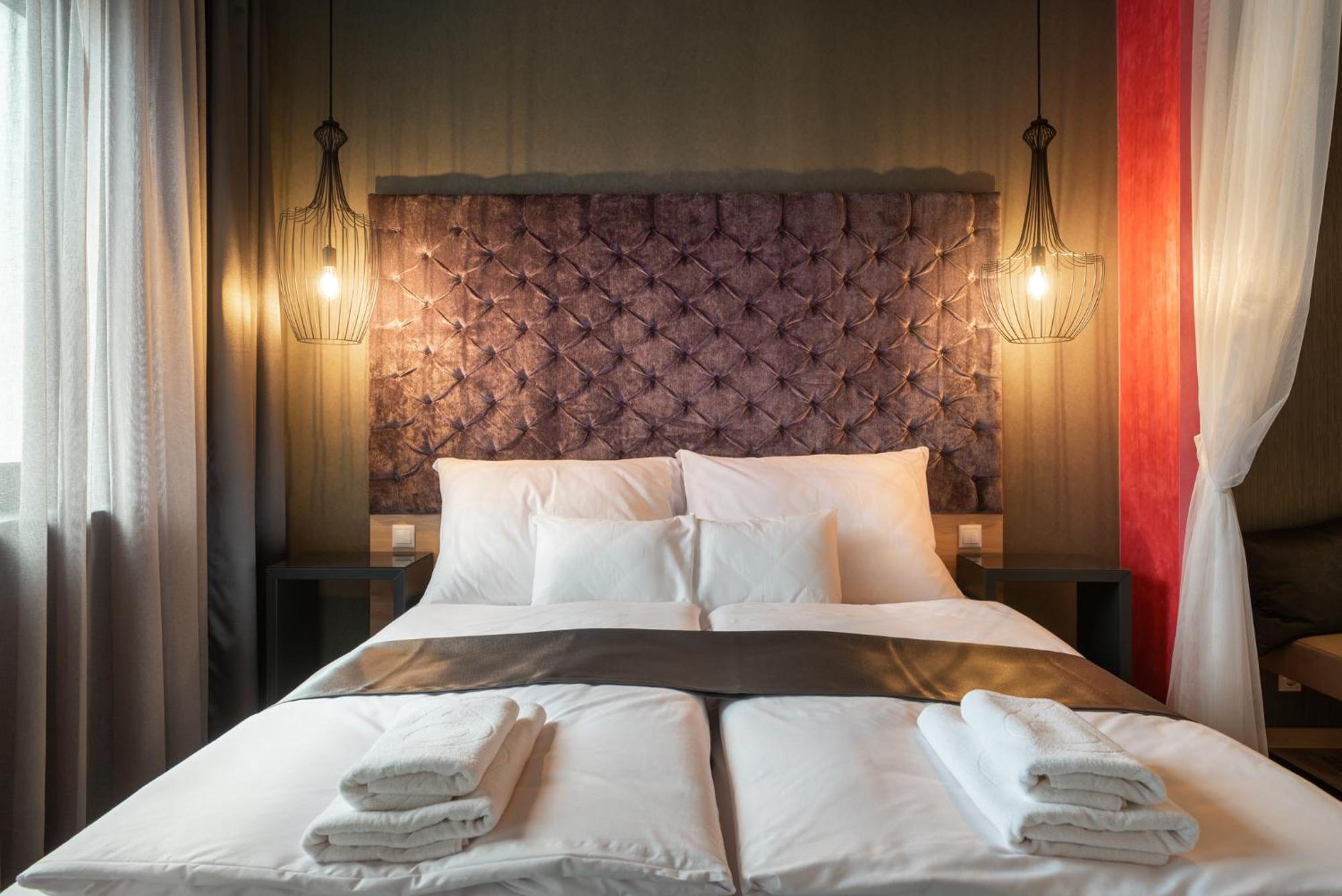Onyx Luxury Budapest Ngoại thất bức ảnh
